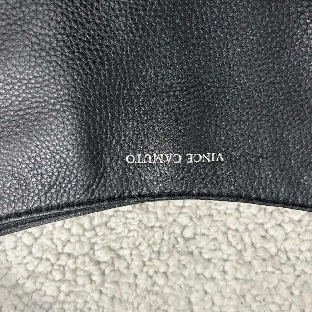 Vince Camuto leather purse - Picture 3 of 6